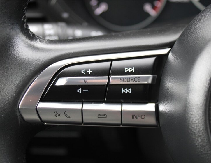 Mazda 3 Sedan / Limuzína 2,0 l 90 kw