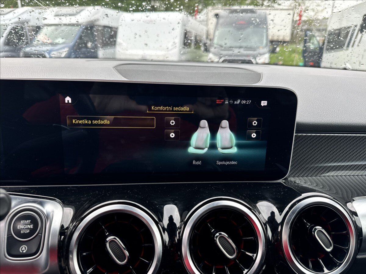 Mercedes-Benz GLB SUV / Terénní 2,0 l 225 kw