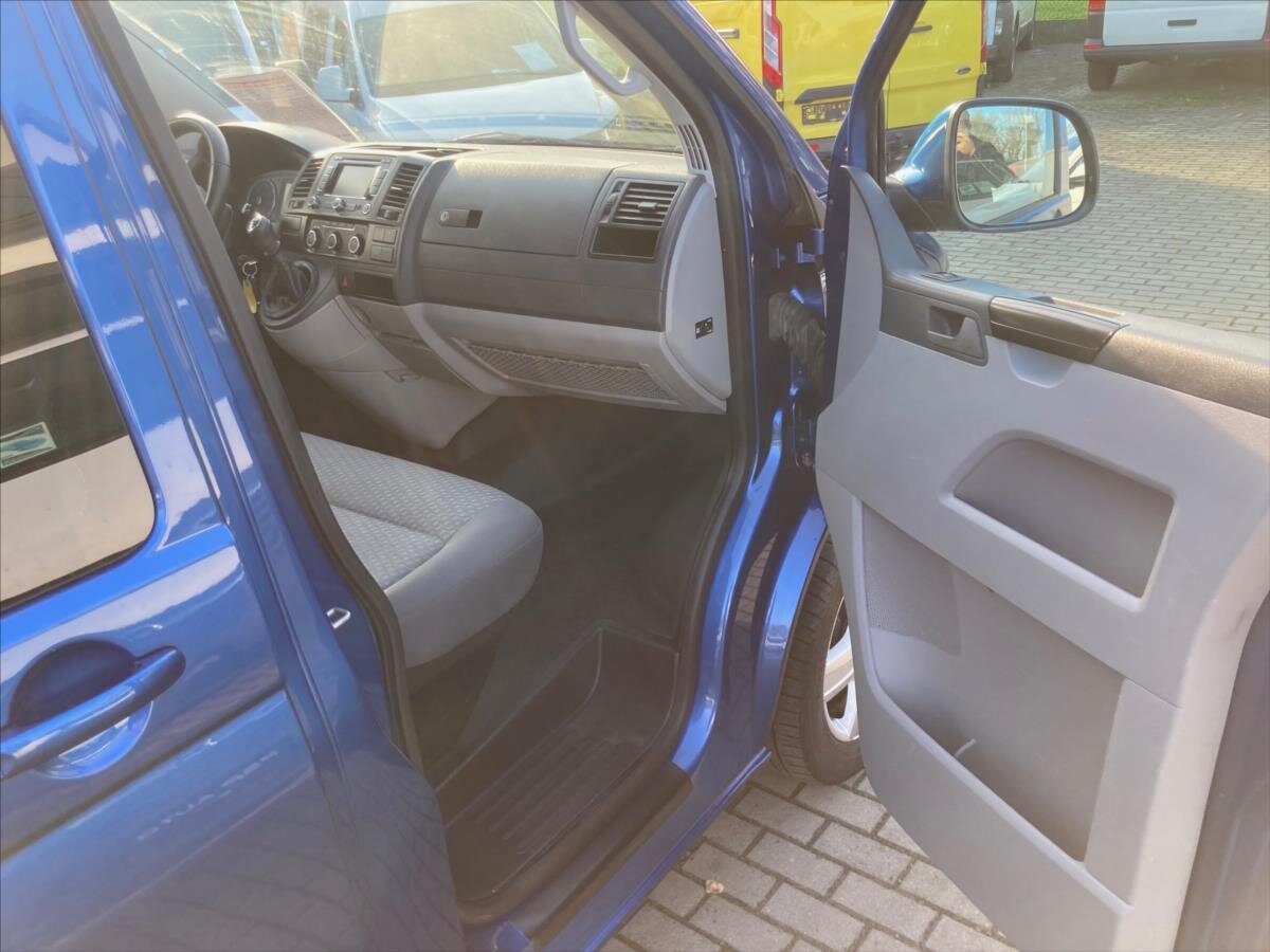 Volkswagen Caravelle Ostatní 2,0 l 103 kw