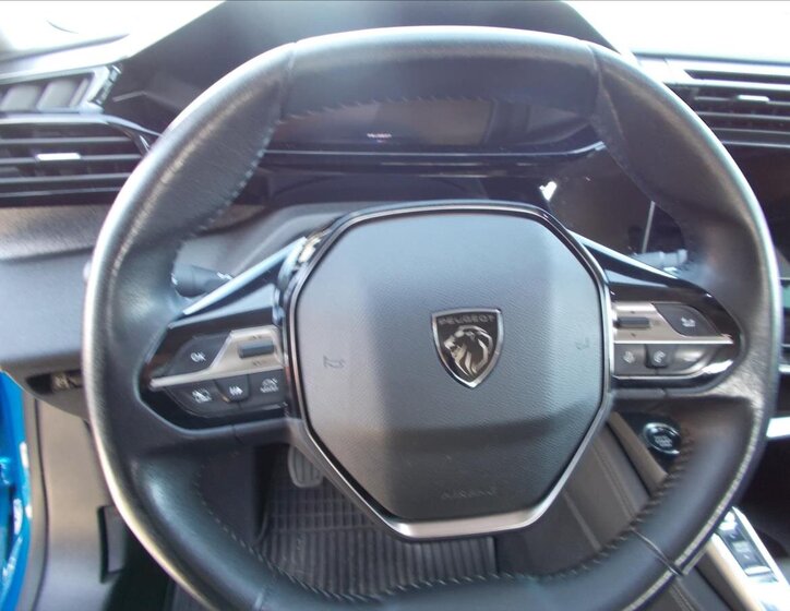 Peugeot 308 Hatchback 1,5 l 96 kw