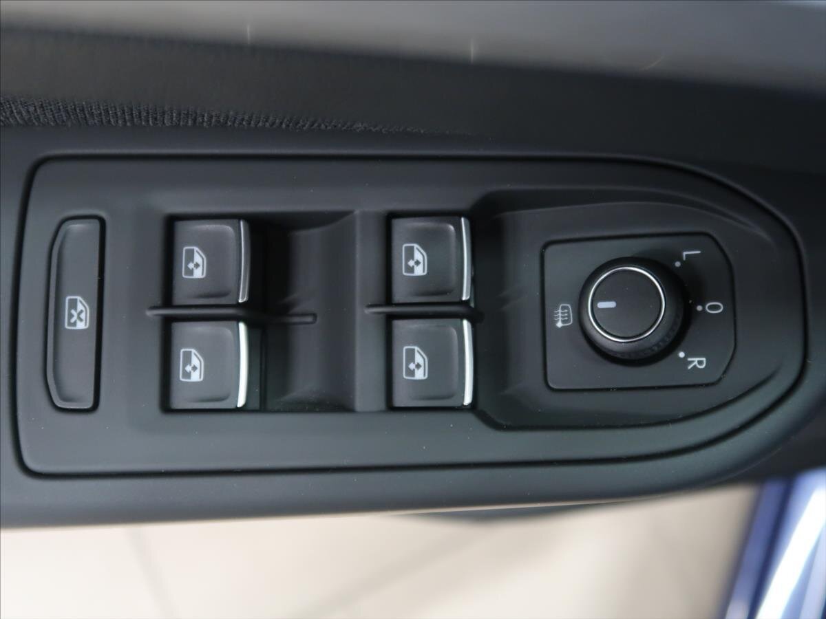 Volkswagen Golf Kombi 1,5 l 96 kw