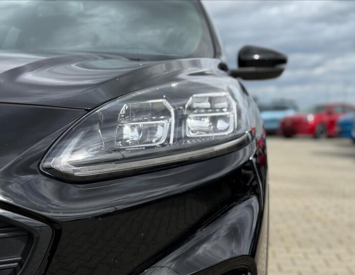 Ford Kuga SUV / Terénní 2,0 l 140 kw