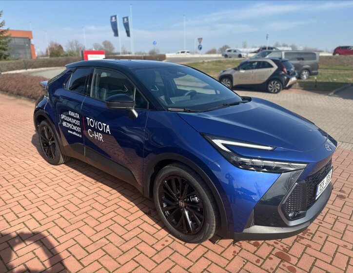 Toyota C-HR Hatchback 1,8 l 72 kw