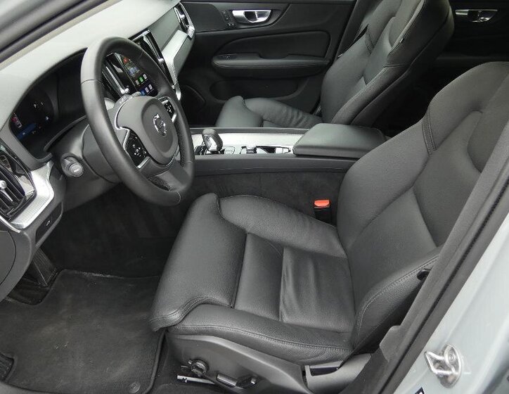 Volvo V60 Kombi 2,0 l 145 kw