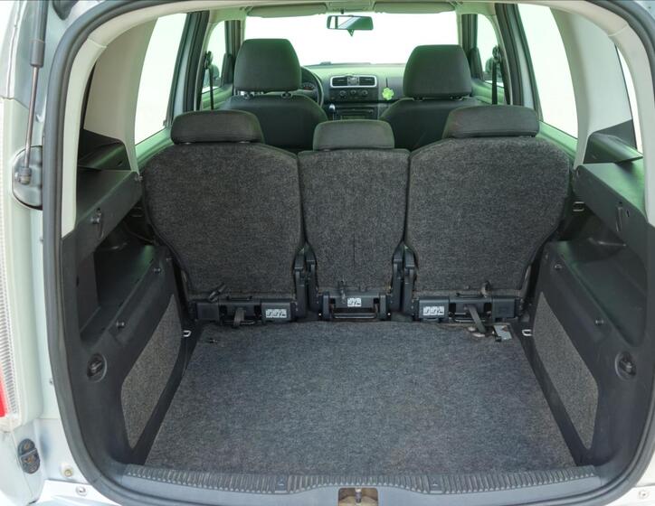 Škoda Roomster 16