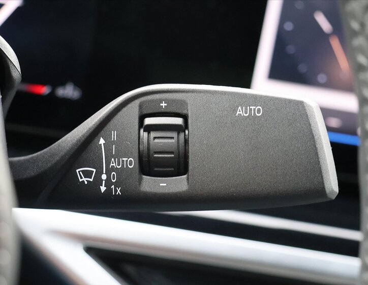 BMW X6 SUV 3,0 l 210 kw