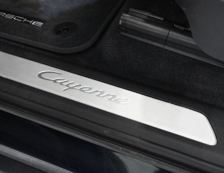 Porsche Cayenne SUV 2,9 l 250 kw