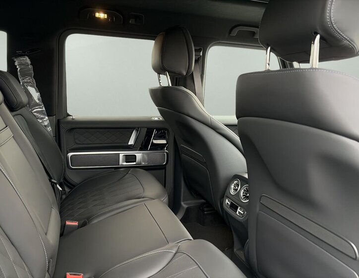 Mercedes-Benz Třídy G SUV / Terénní 0,0 432 kw