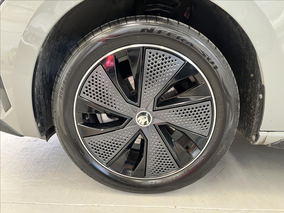 Škoda Scala Hatchback 999,0 85 kw