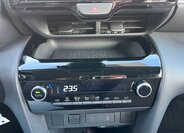 Toyota Yaris Cross 23