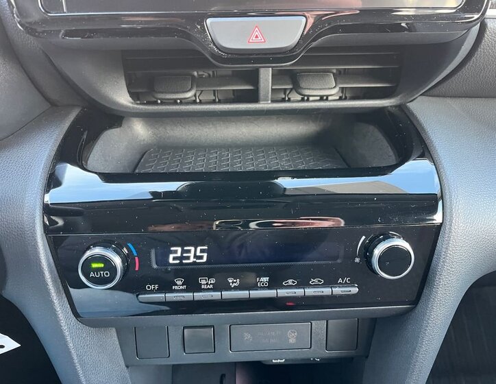 Toyota Yaris Cross 23