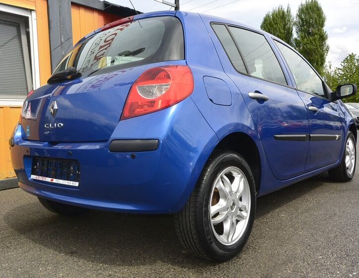 Renault Clio Hatchback 1,1 l 55 kw