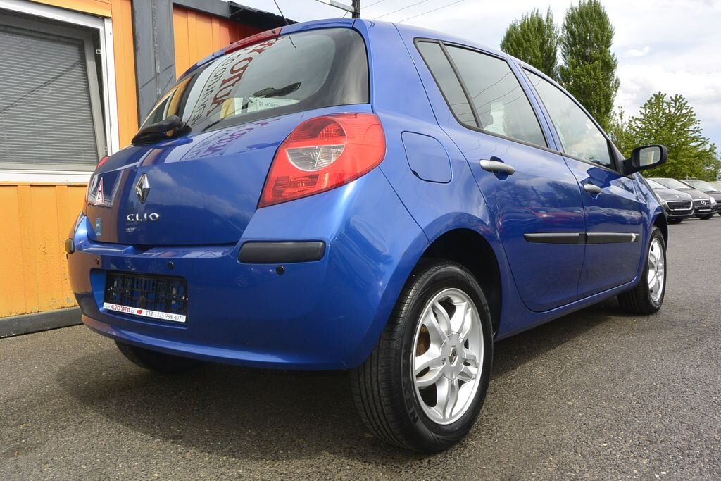 Renault Clio Hatchback 1,1 l 55 kw