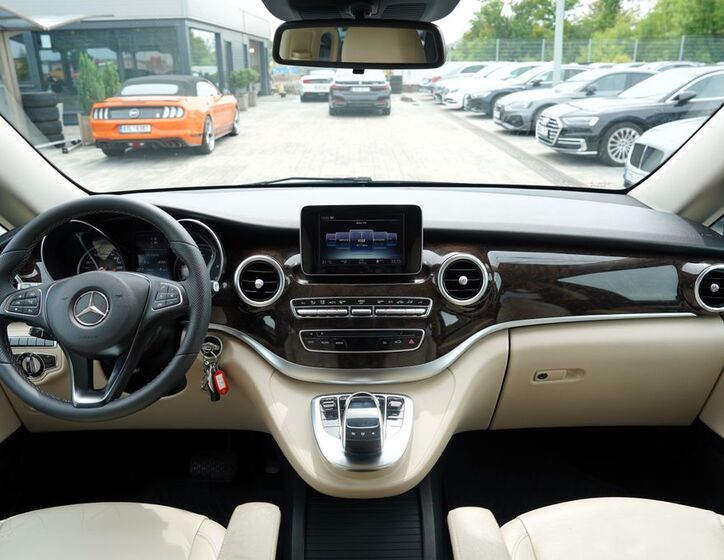 Mercedes-Benz Třídy V 21