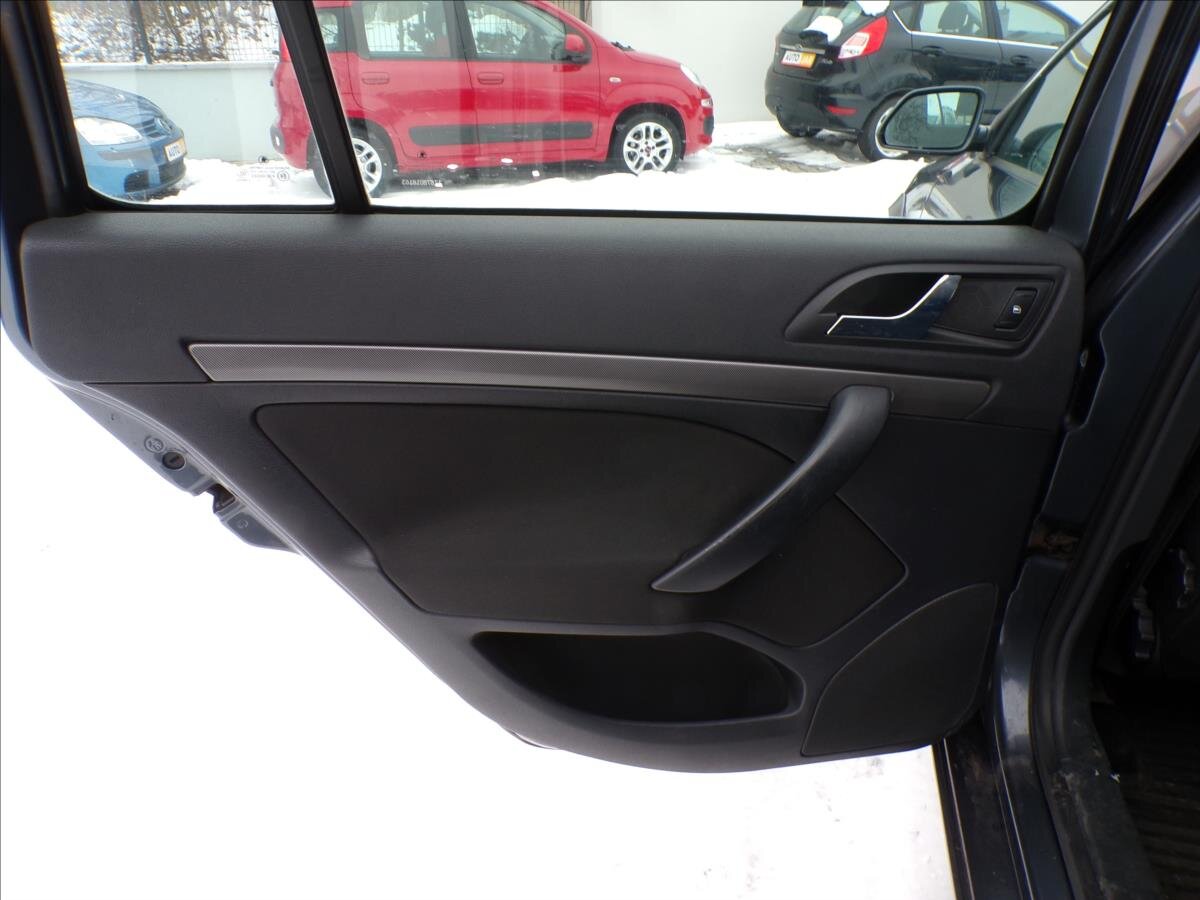 Škoda Octavia Kombi 2,0 l 103 kw