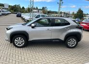 Toyota Yaris Cross 3