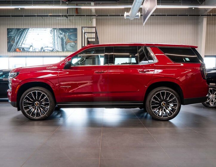 Chevrolet Tahoe SUV 6,2 l 313 kw