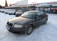 Škoda Superb 1