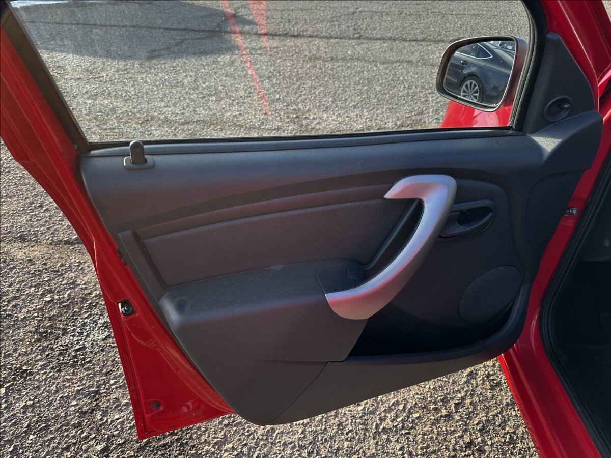 Dacia Sandero Hatchback 1,1 l 55 kw