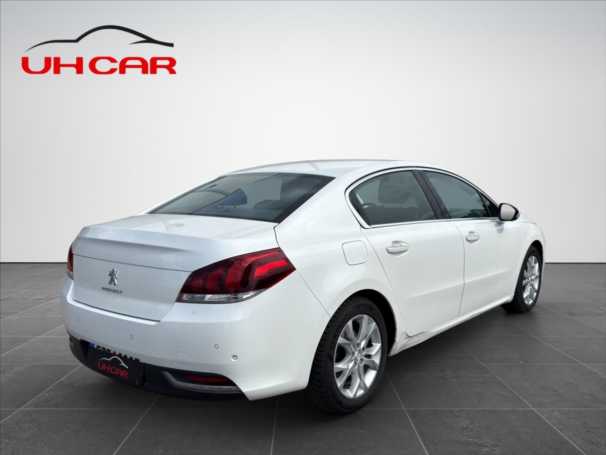 Peugeot 508 Sedan / Limuzína 2,0 l 120 kw