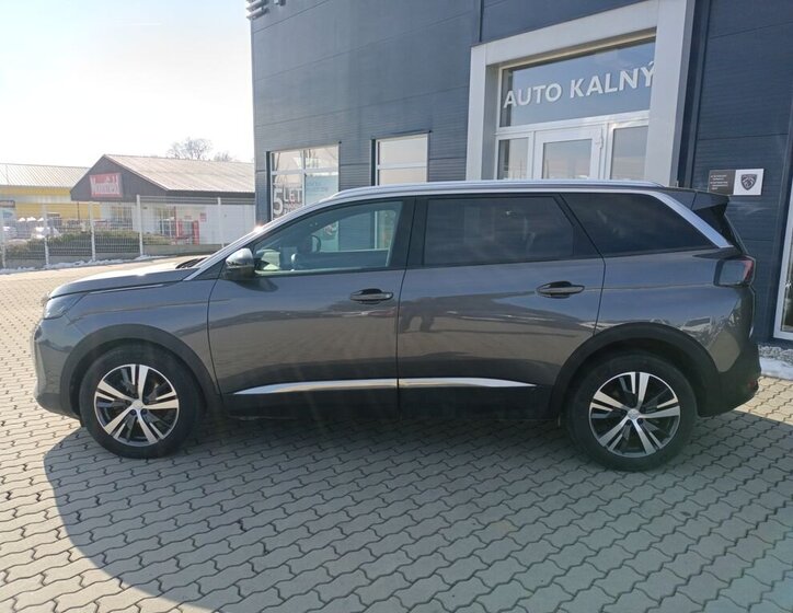 Peugeot 5008 SUV / Terénní 1,5 l 96 kw