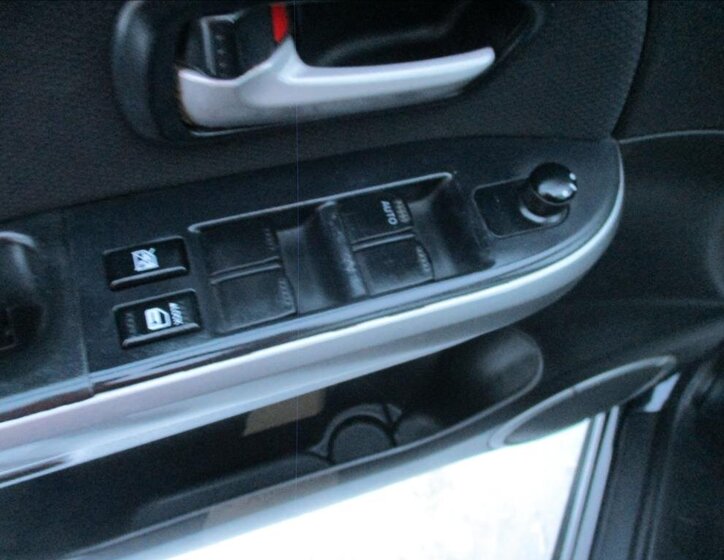 Suzuki Grand Vitara 28