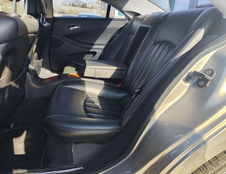 Mercedes-Benz CLS Sedan 3,0 l 165 kw