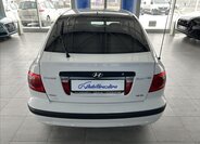 Hyundai Elantra Liftback 1,6 l 77 kw