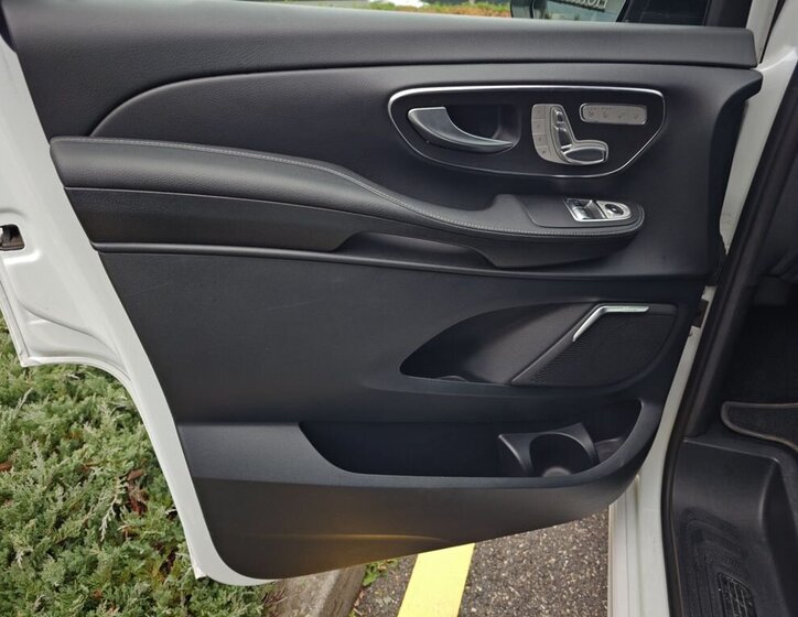 Mercedes-Benz Třídy V 9