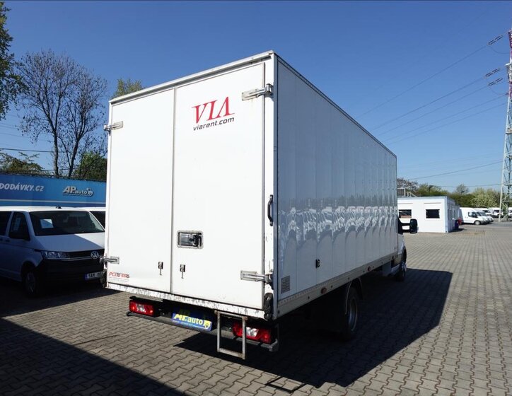 Ford Transit Skříň 2,0 l 125 kw