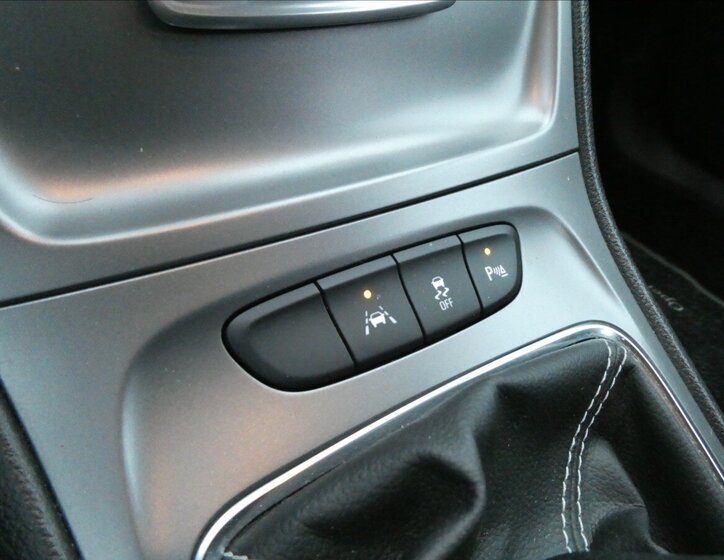 Opel Astra Hatchback 1,6 l 81 kw