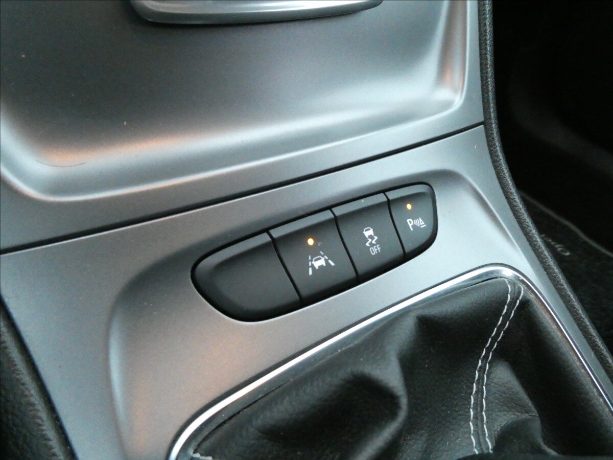 Opel Astra Hatchback 1,6 l 81 kw