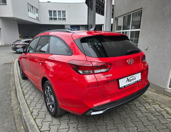 Hyundai i30 Kombi 1,6 l 110 kw