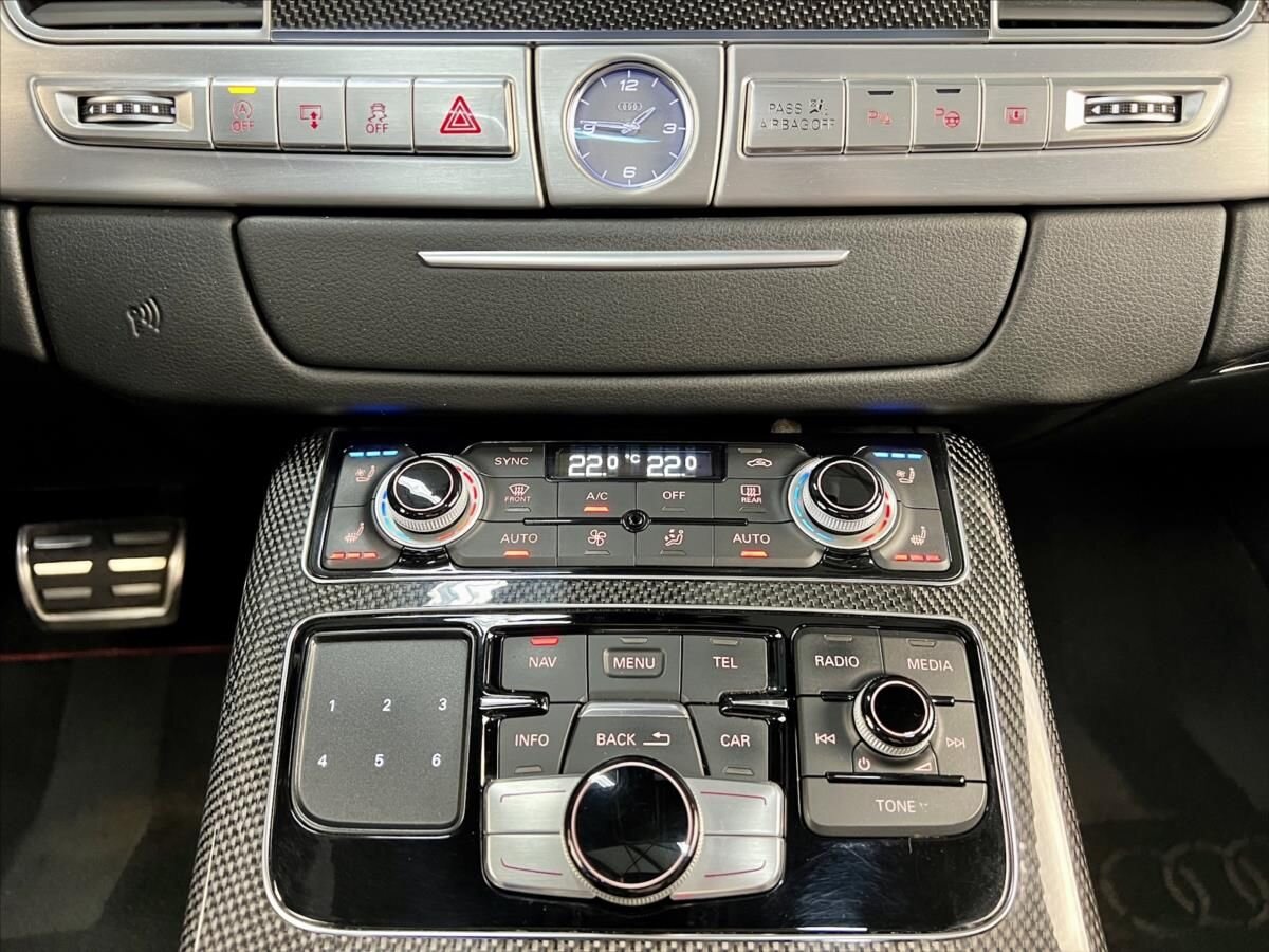 Audi S8 Sedan / Limuzína 4,0 l 382 kw