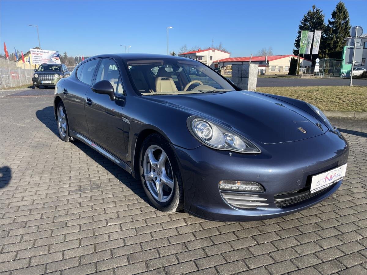 Porsche Panamera Hatchback 3,6 l 220 kw