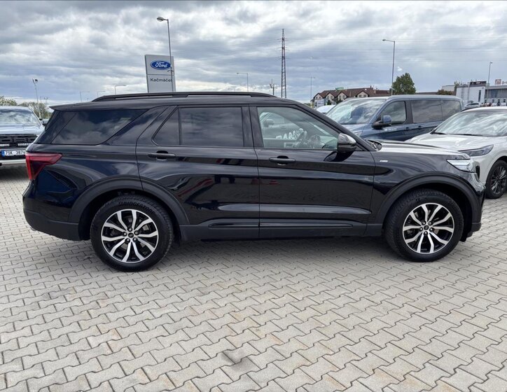 Ford Explorer SUV / Terénní 3,0 l 267 kw