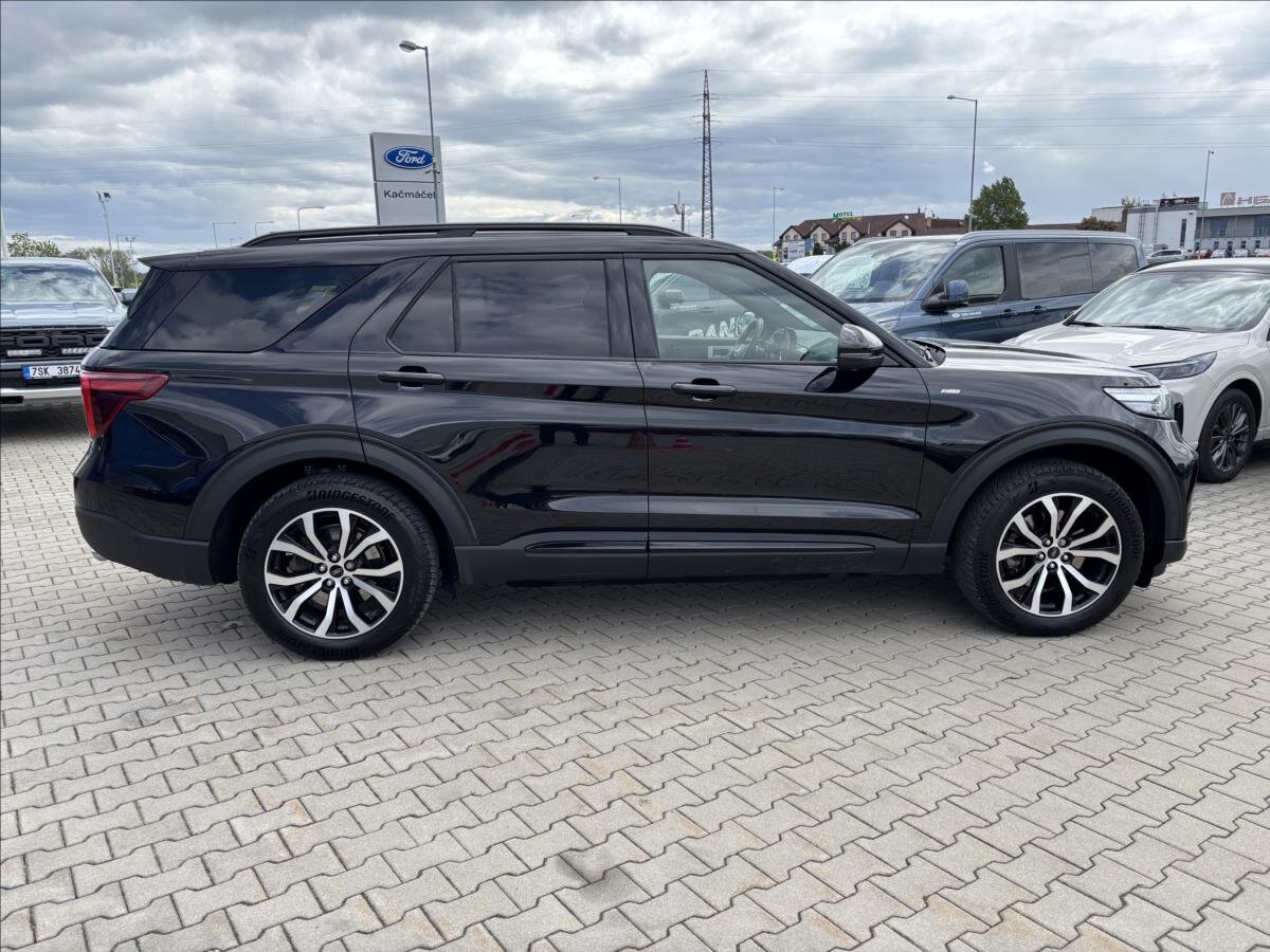 Ford Explorer SUV / Terénní 3,0 l 267 kw