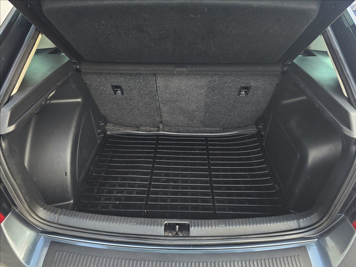 Škoda Rapid Hatchback 1,2 l 77 kw