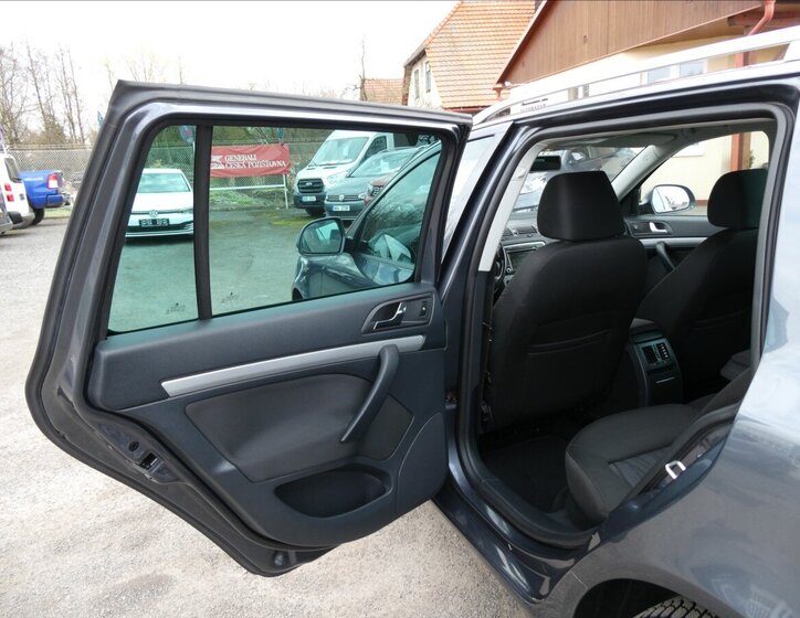 Škoda Octavia Kombi 1,8 l 118 kw