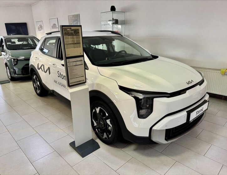 KIA Stonic Sedan / Limuzína 998,0 74 kw