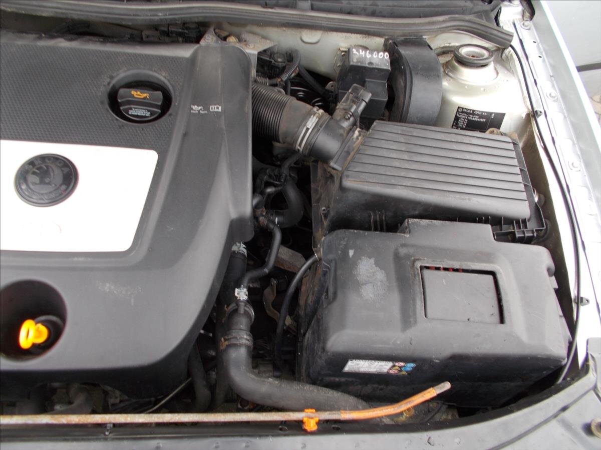 Škoda Octavia Sedan / Limuzína 1,9 l 74 kw