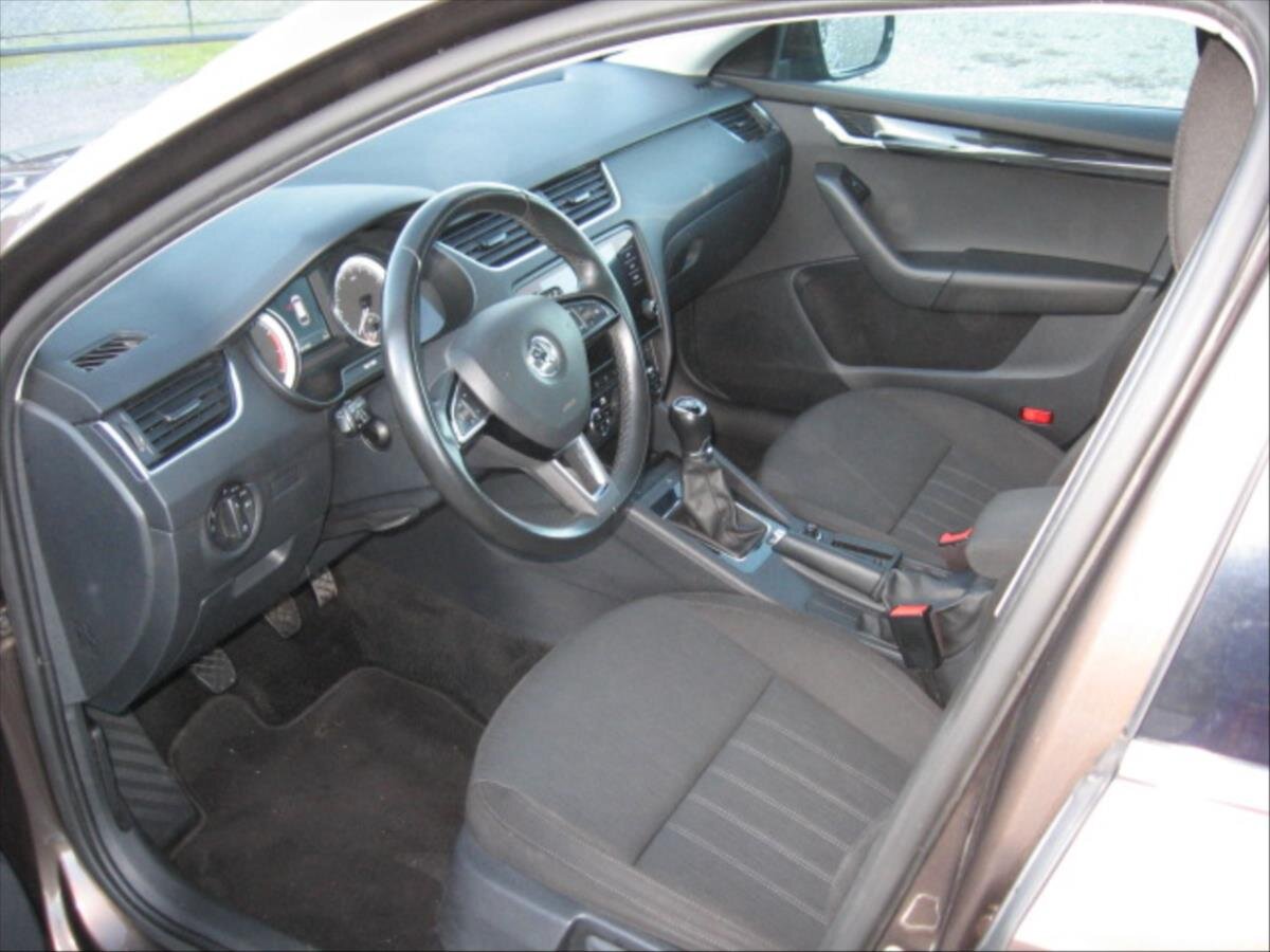 Škoda Octavia Kombi 1,5 l 110 kw