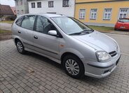 Nissan Almera Tino 14