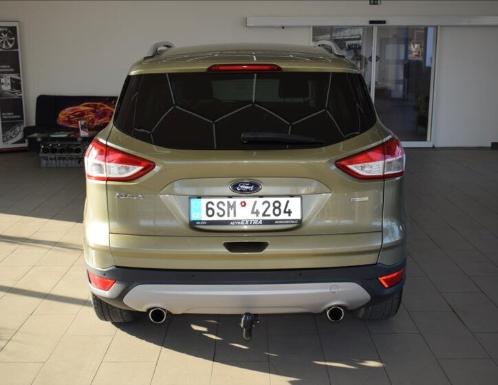 Ford Kuga SUV 1,5 l 110 kw
