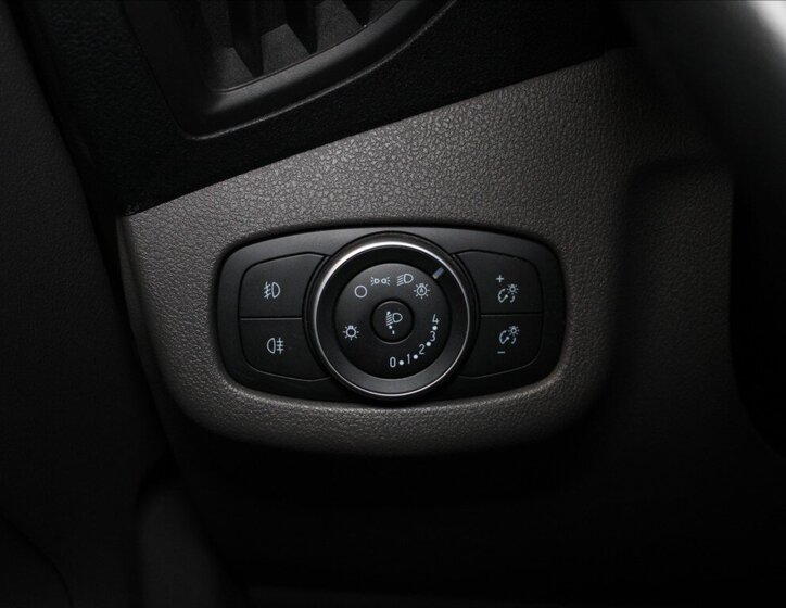 Ford Tourneo Connect MPV 1,5 l 88 kw