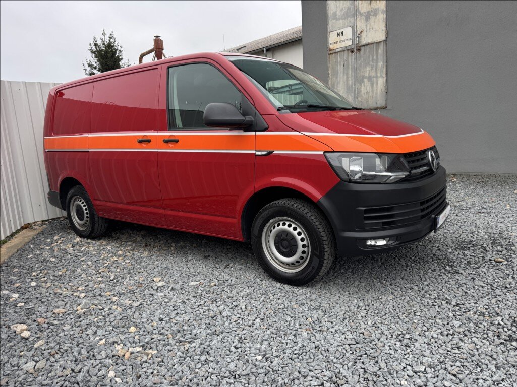 Volkswagen Transporter Skříň 2,0 l 110 kw