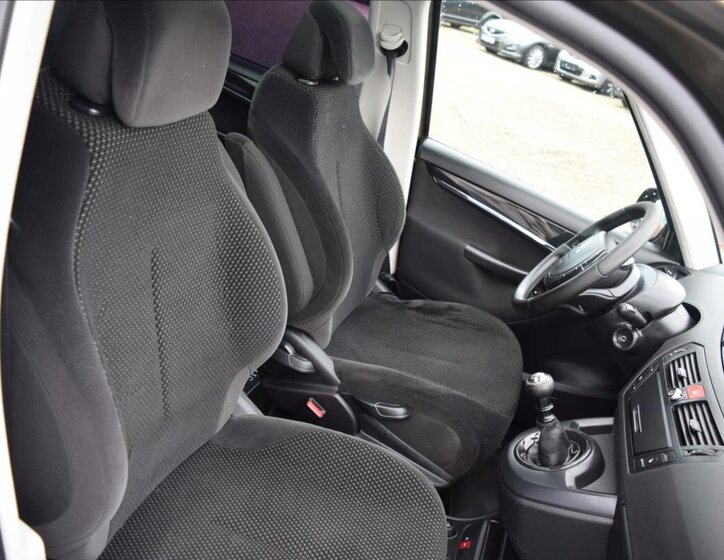 Citroën C4 Picasso 23