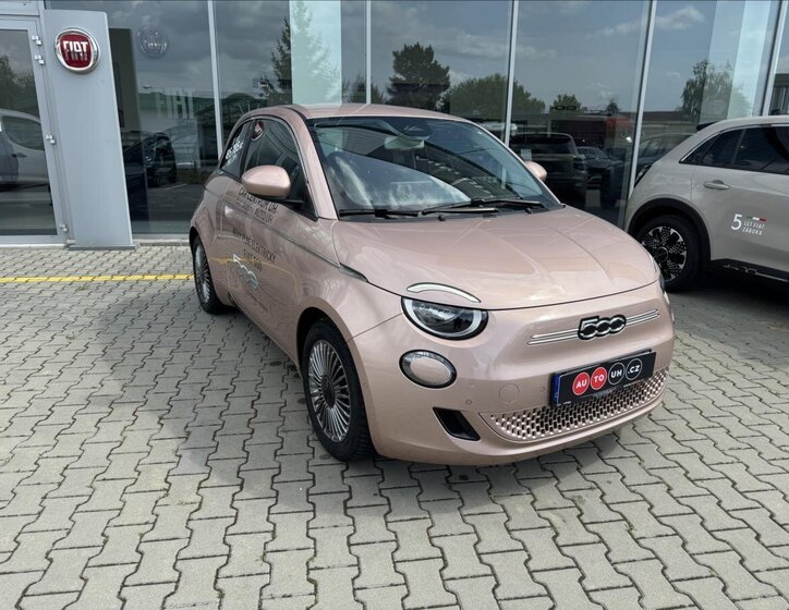Fiat 500e Hatchback 0,0 87 kw