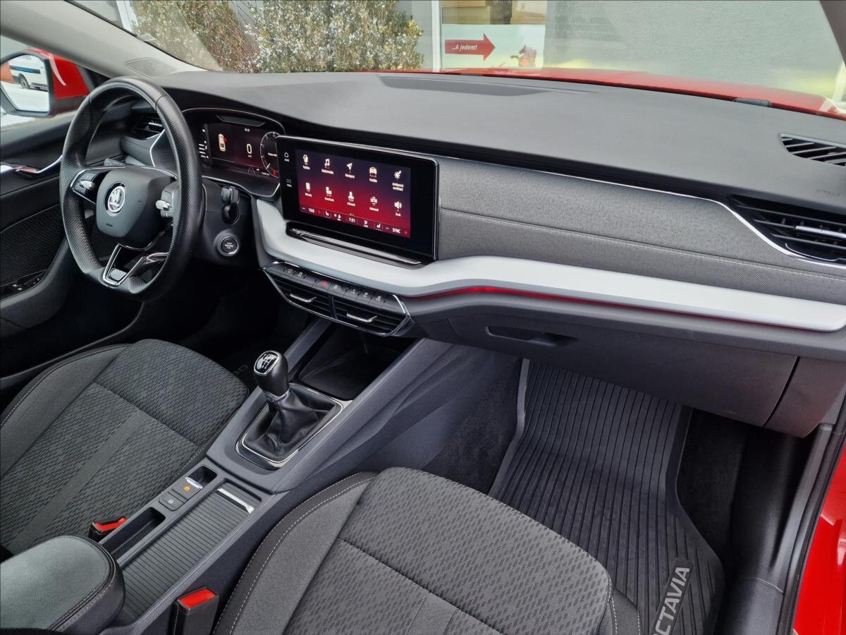 Škoda Octavia Sedan / Limuzína 1,5 l 110 kw