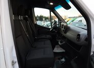 Mercedes-Benz Sprinter 13